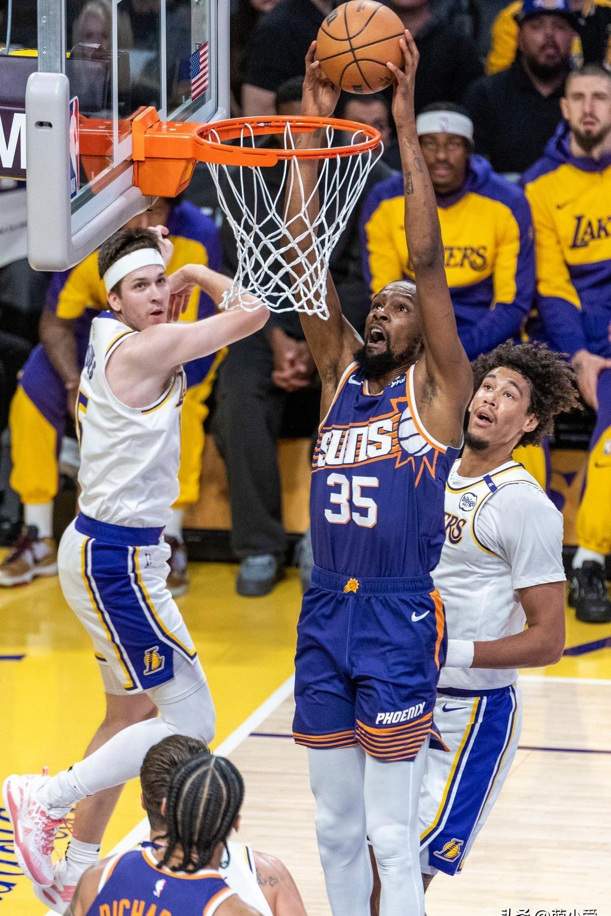 九游游戏-杜兰特遭遇二十连败，尤文图斯教练面临压力！